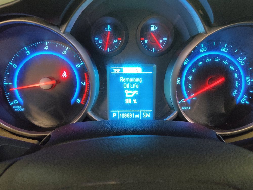 Used 2016 Chevrolet Cruze LT image 23