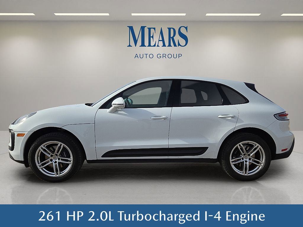 Used 2024 Porsche Macan Turbo image 3