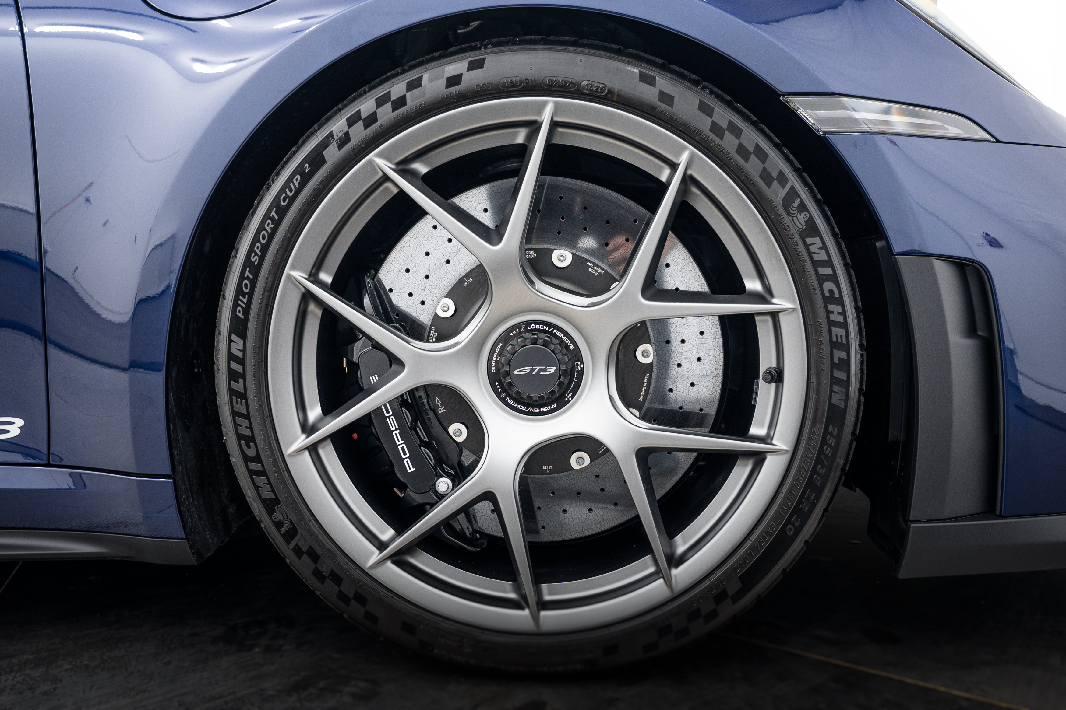 Certified 2025 Porsche 911 GT3 RWD image 11