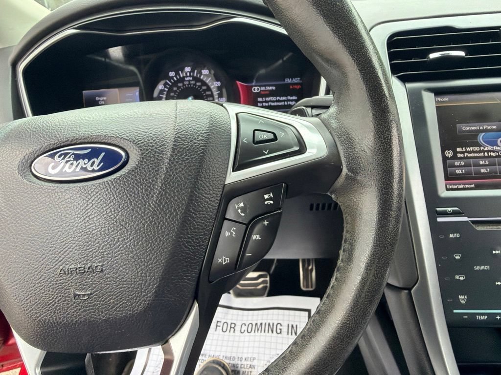 Used 2014 Ford Fusion Titanium FWD image 29