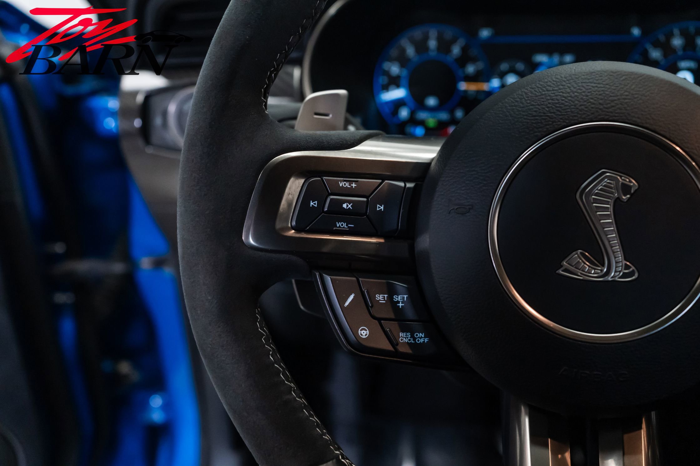 Used 2020 Ford Mustang Shelby GT500 w/ Carbon Fiber Track Pack image 33