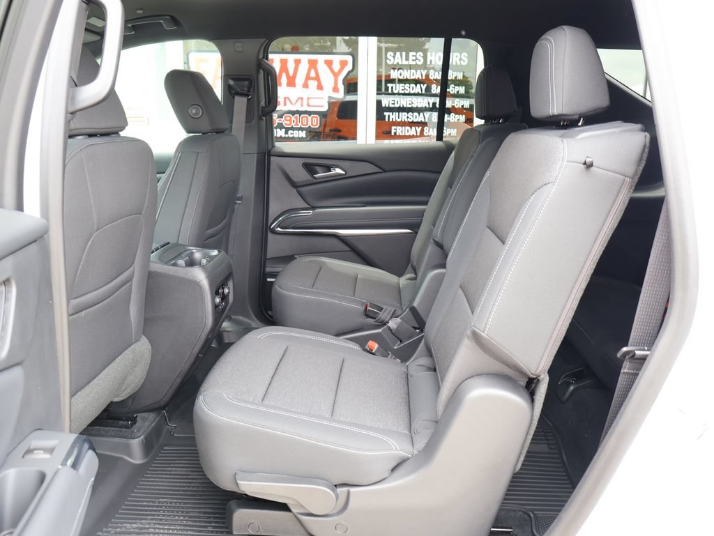 New 2026 Chevrolet Traverse LT w/ Enhanced Driving Package FWD image 25