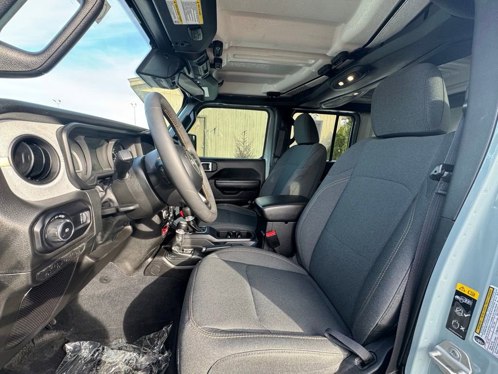 Used 2024 Jeep Wrangler Willys image 18