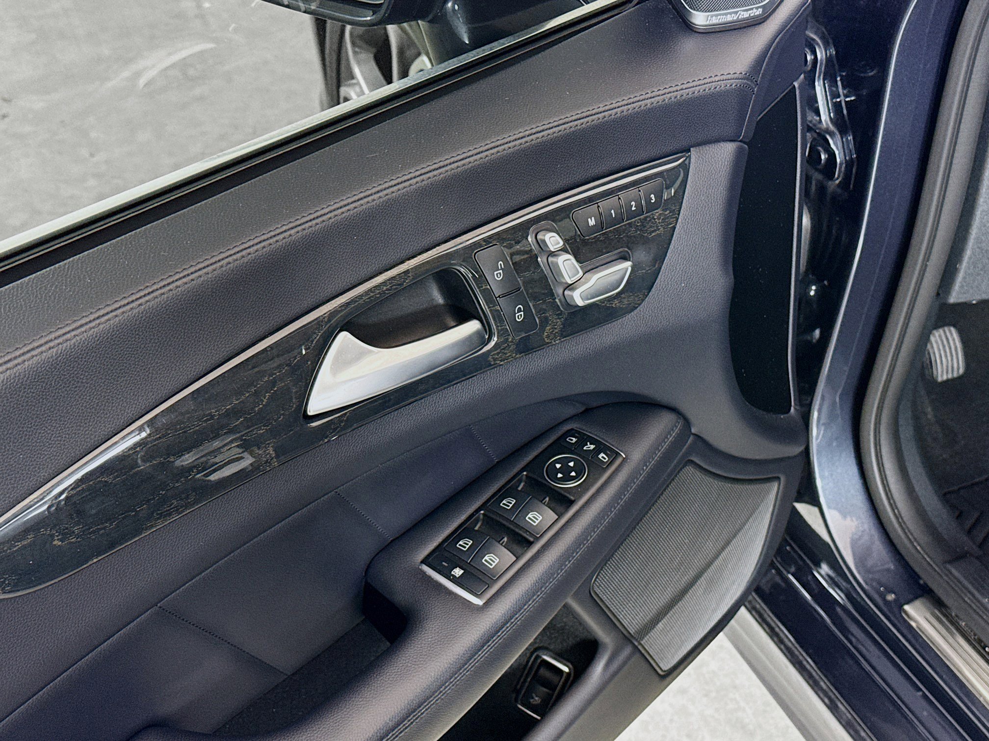 Used 2016 Mercedes-Benz CLS 400 4MATIC image 20