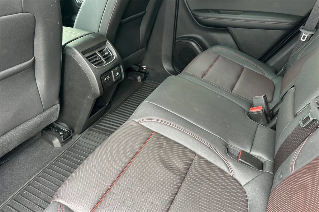 Used 2024 Chevrolet Blazer RS w/ Driver Confidence II Package image 12