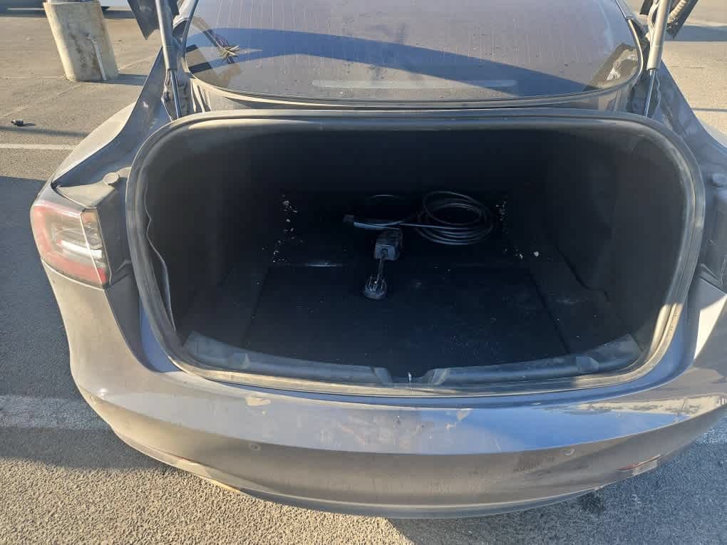 Used 2018 Tesla Model 3 RWD image 8