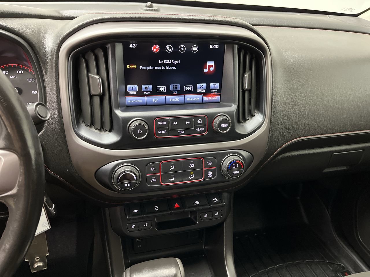 Used 2016 GMC Canyon SLE w/ All Terrain Package AWD/4WD image 18