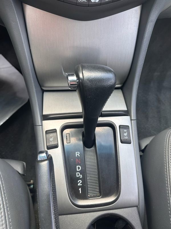 Used 2004 Honda Accord EX image 11