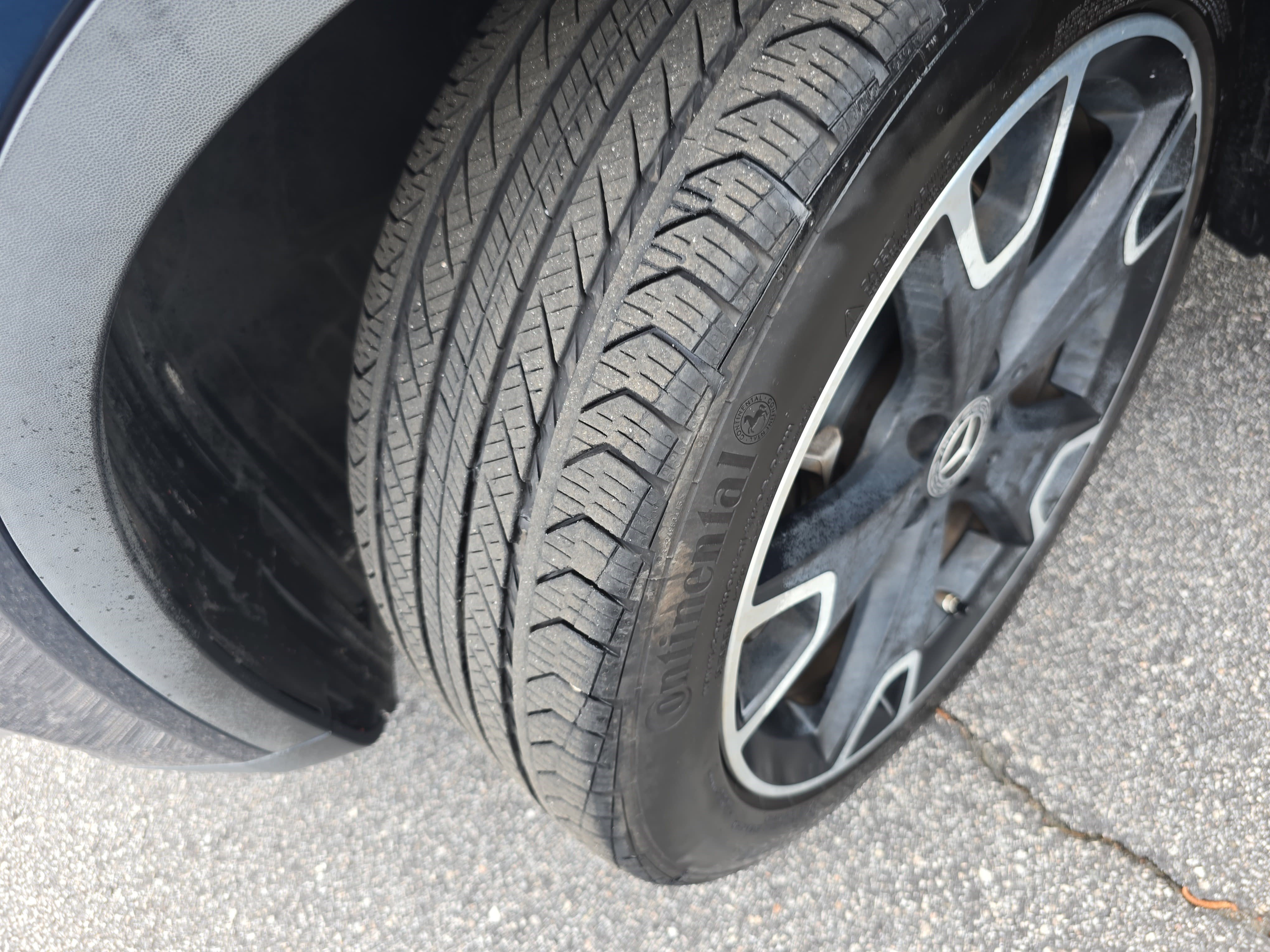 Used 2020 Mercedes-Benz GLA 250 4MATIC w/ Premium Package image 32