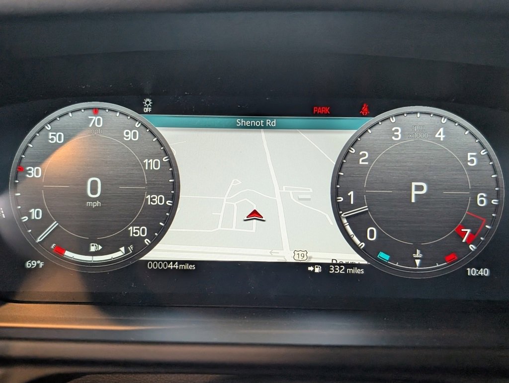 New 2025 Land Rover Defender 110 S image 16