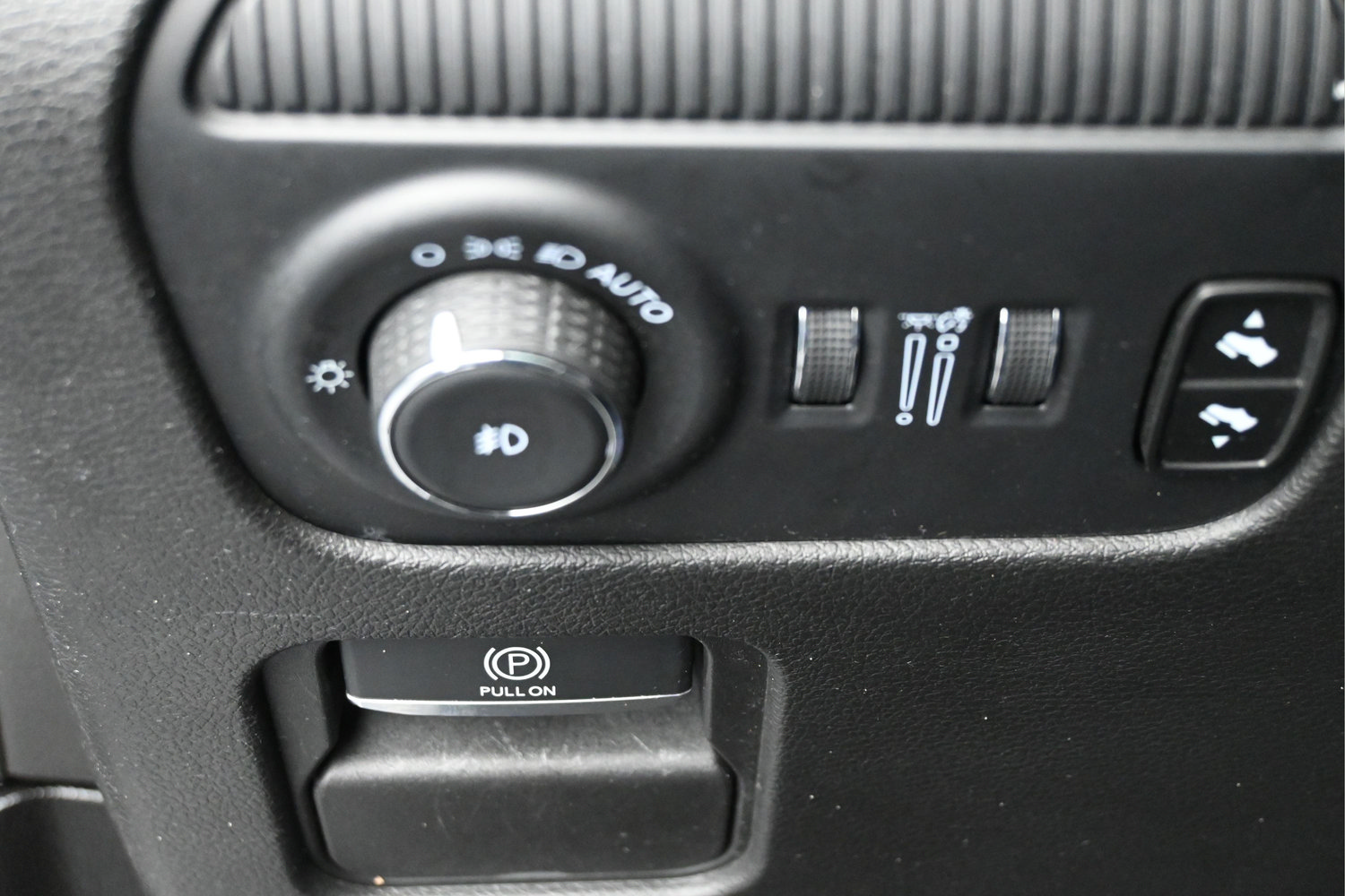 Used 2024 Jeep Wagoneer Series II AWD/4WD image 20