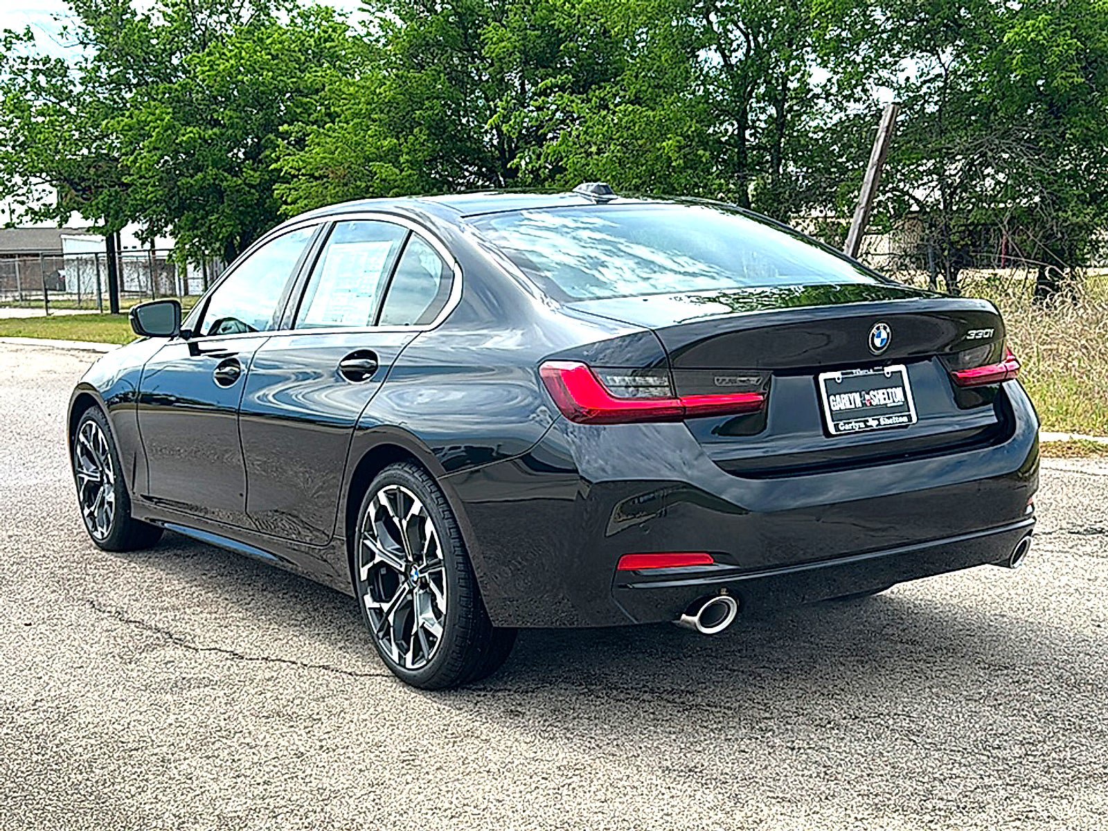 New 2026 BMW 330i Sedan w/ Premium Package RWD image 6
