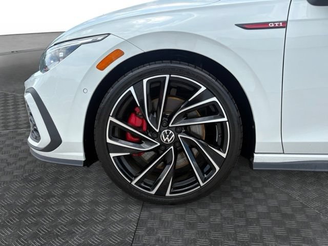 Certified 2024 Volkswagen GTI Autobahn FWD image 15