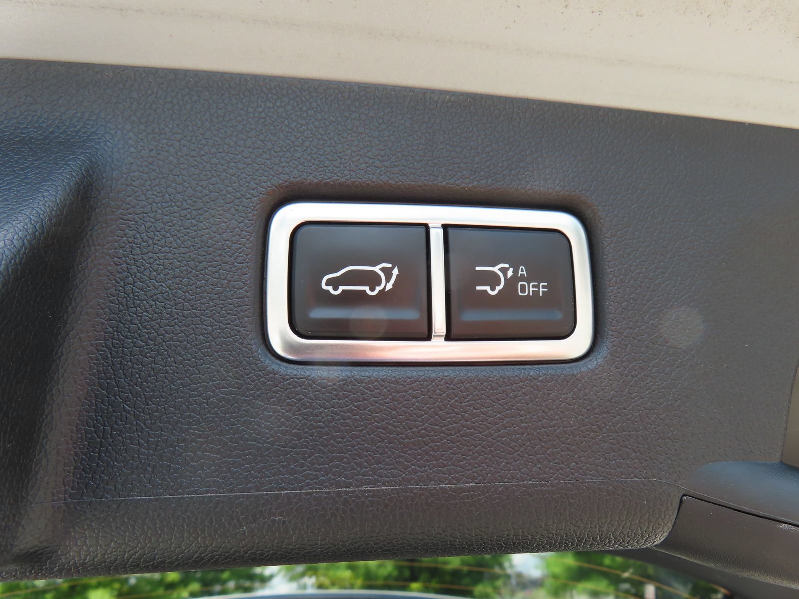 Used 2025 Kia Sorento SX AWD/4WD image 41