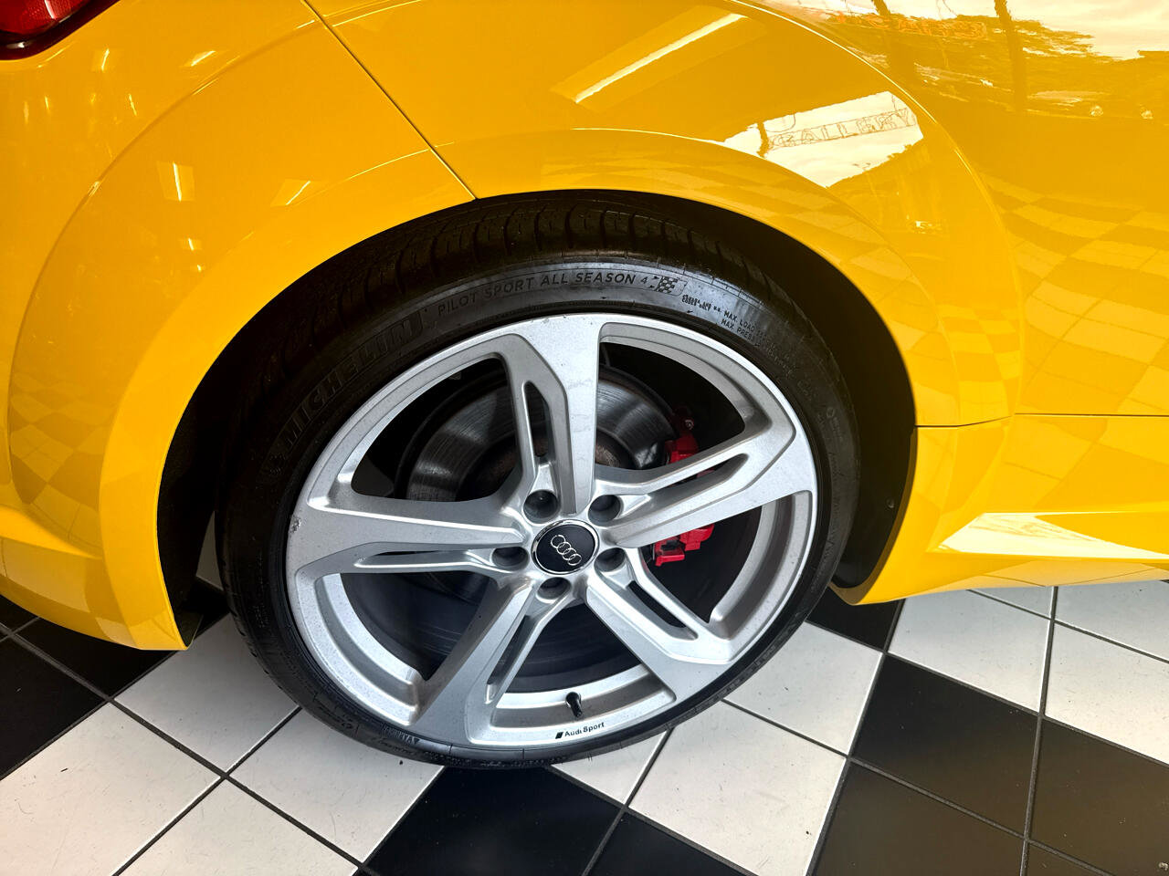 Used 2018 Audi TTS 2.0T Coupe w/ Technology Package image 8