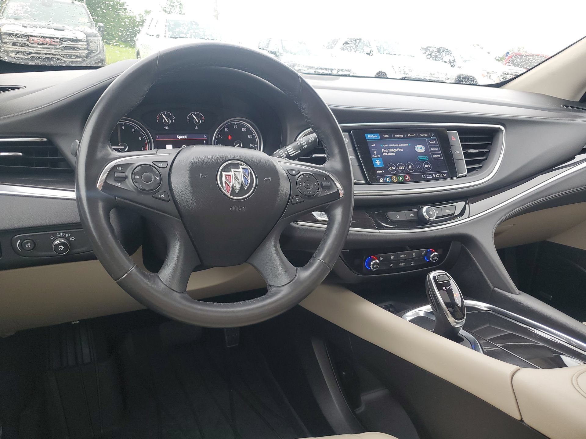 Used 2021 Buick Enclave Essence w/ Sound and Sites Package AWD/4WD image 19