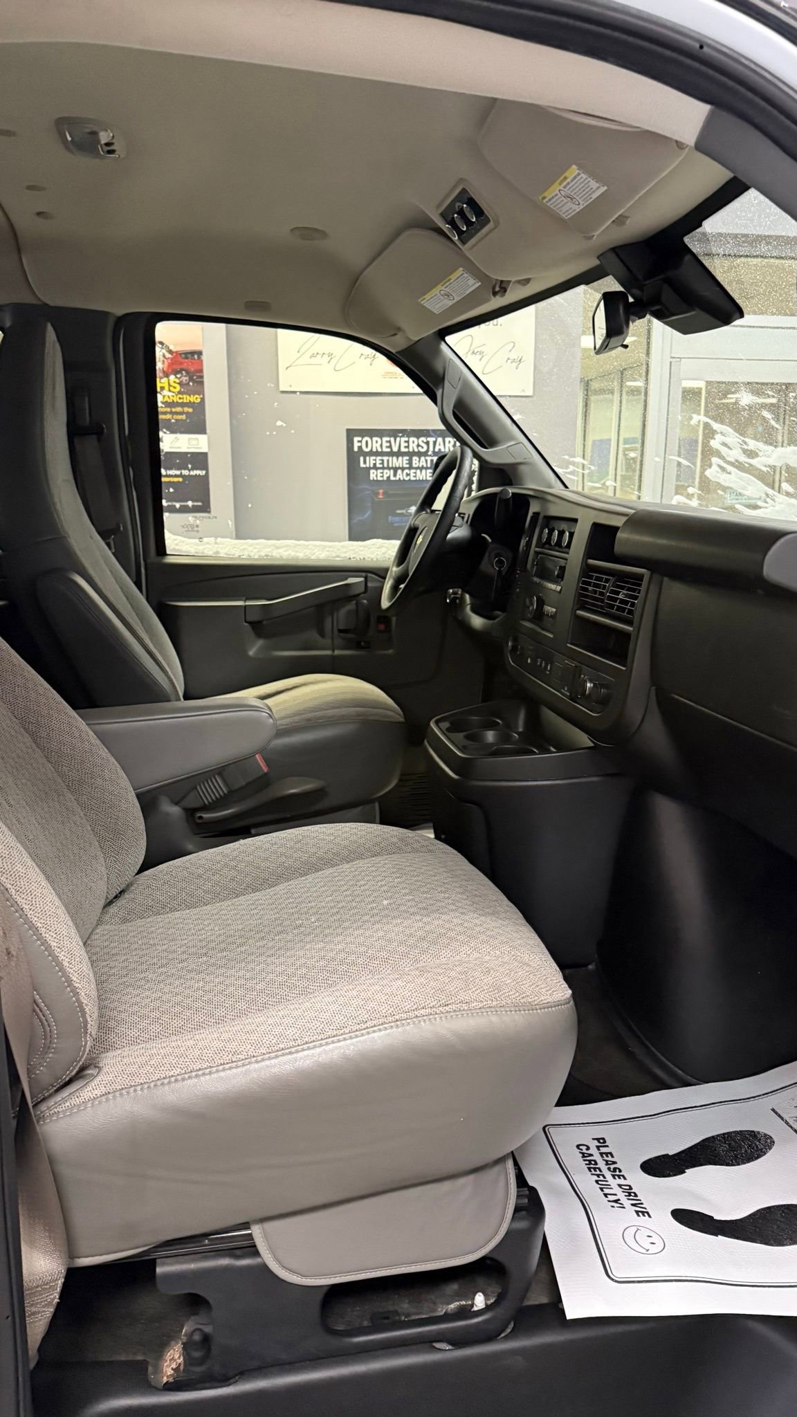 Used 2019 Chevrolet Express 3500 LT w/ LT Preferred Equipment Group image 27