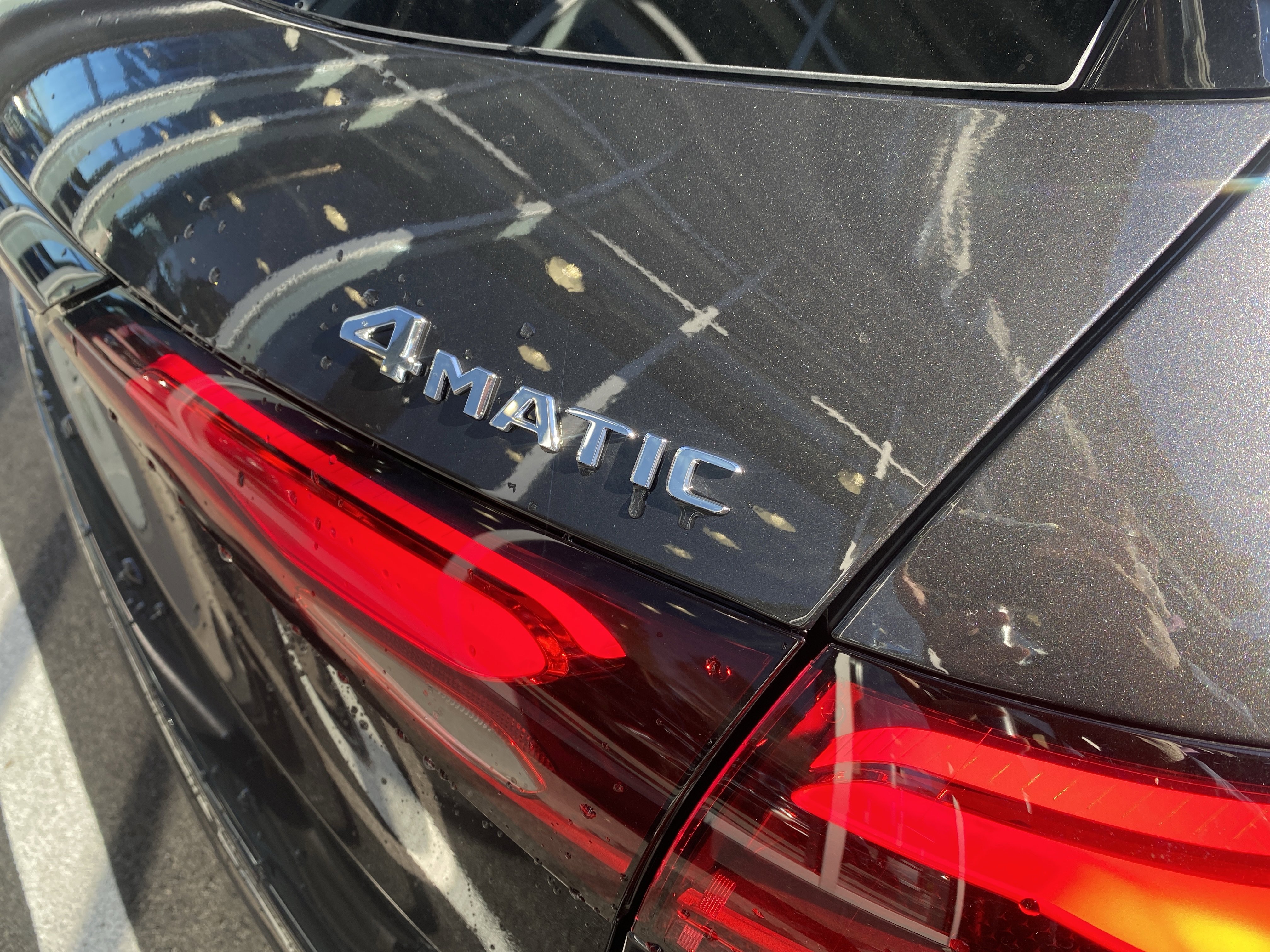 Used 2025 Mercedes-Benz GLC 300 4MATIC image 8