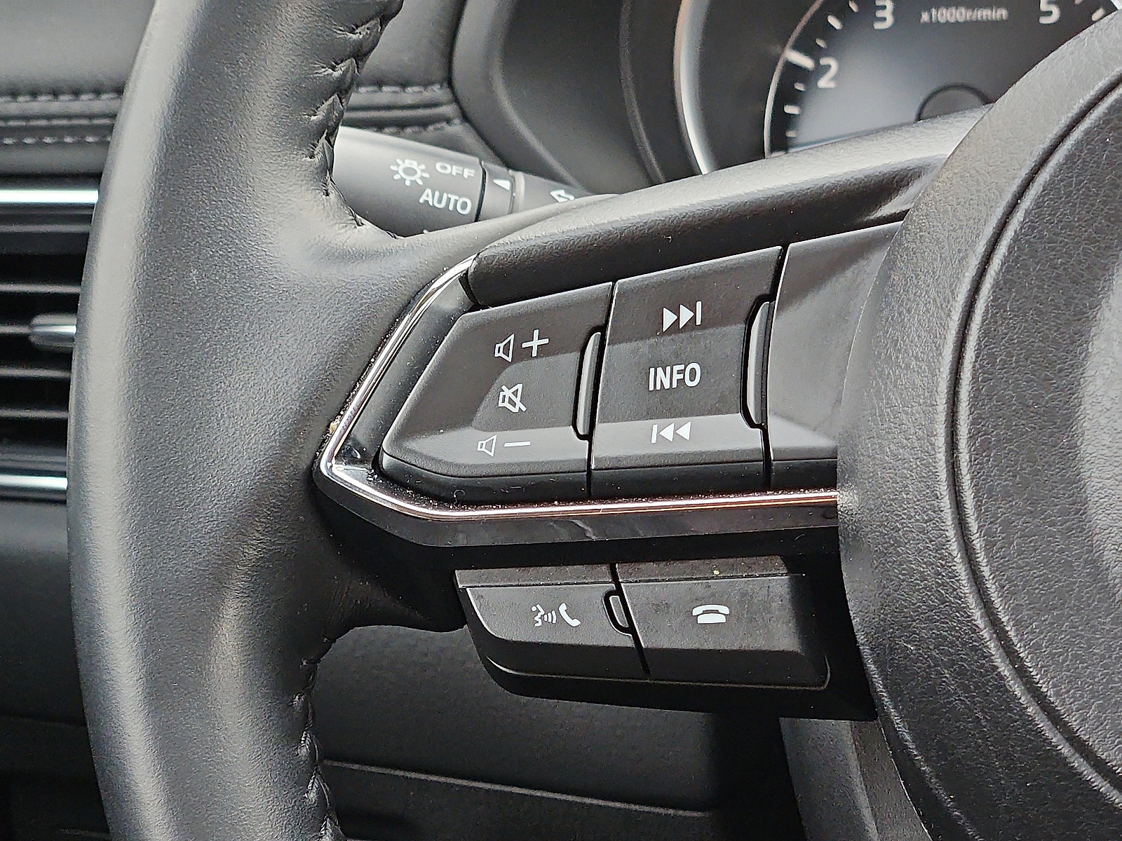 Certified 2025 MAZDA CX-5 AWD 2.5 S w/ Preferred Package image 21