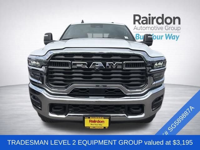Used 2025 RAM 3500 Tradesman AWD/4WD image 2