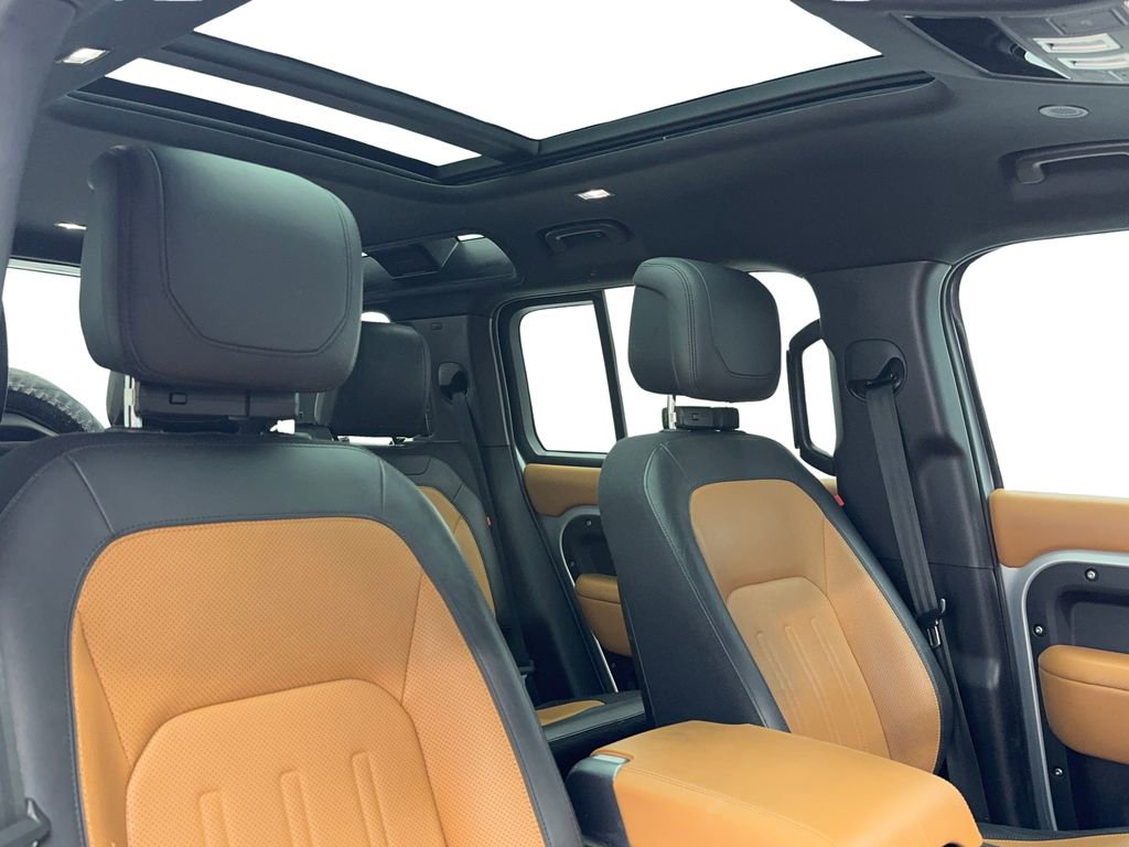 Used 2024 Land Rover Defender 110 X image 45