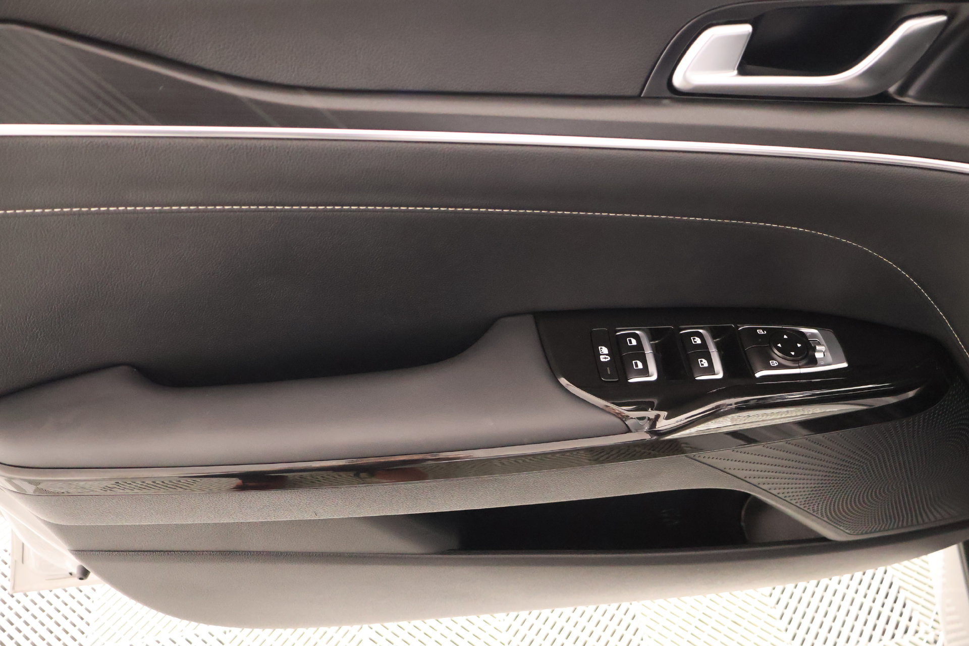 Used 2026 Kia K5 GT-Line FWD image 16