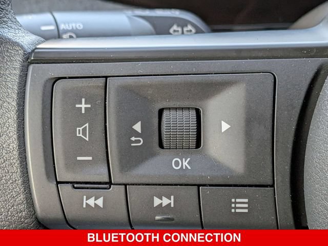 Certified 2025 Nissan Kicks SV AWD/4WD image 20