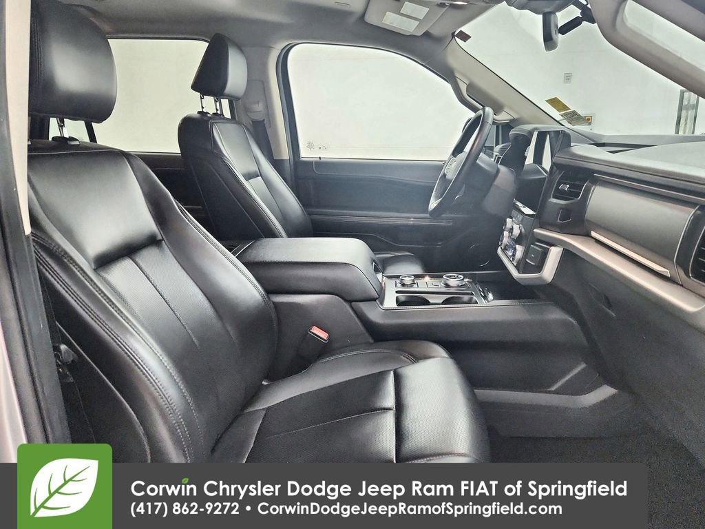 Used 2024 Ford Expedition Max XLT image 34