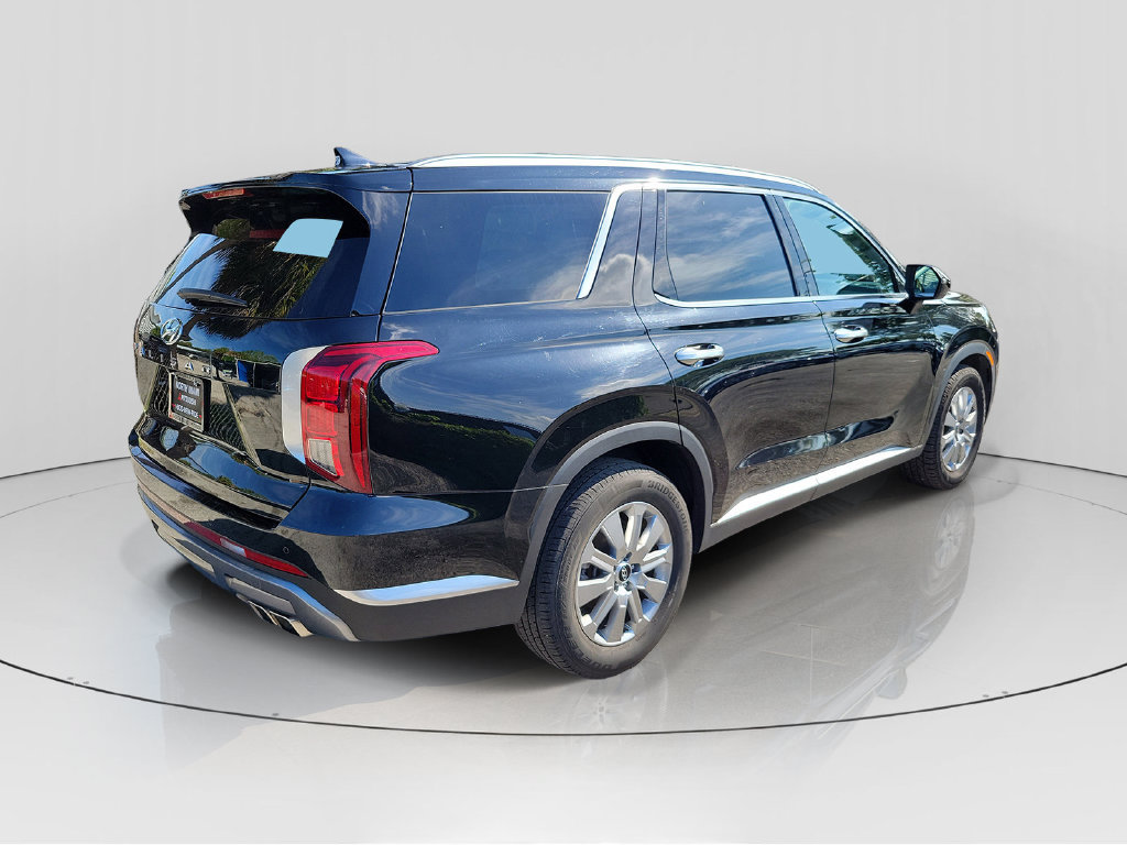 Used 2024 Hyundai Palisade SEL FWD image 7