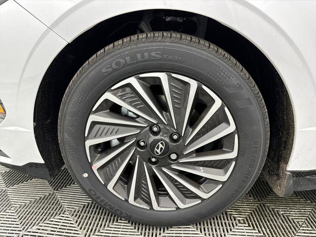 New 2025 Hyundai Sonata SEL image 12