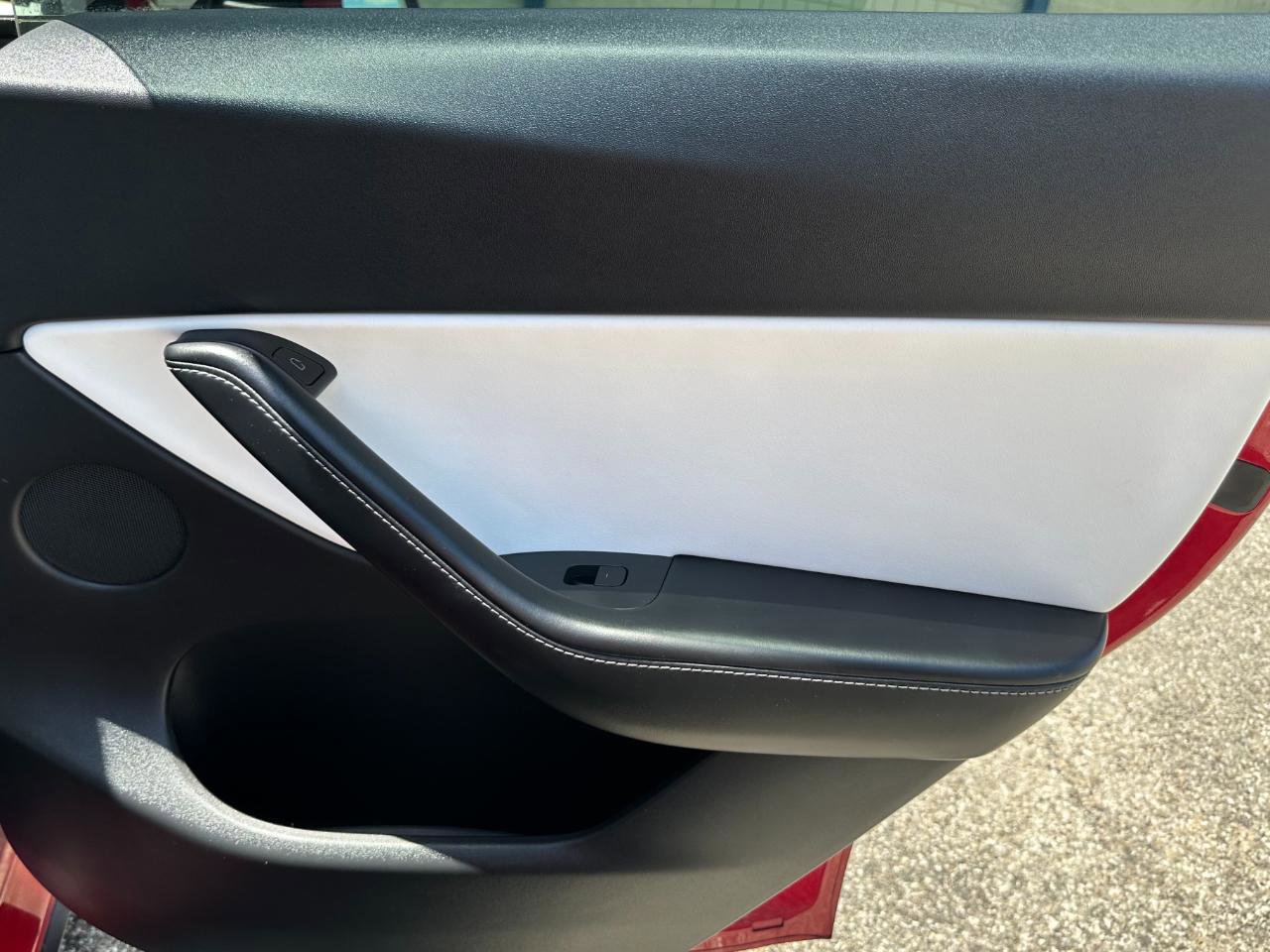 Used 2021 Tesla Model Y Long Range AWD/4WD image 19
