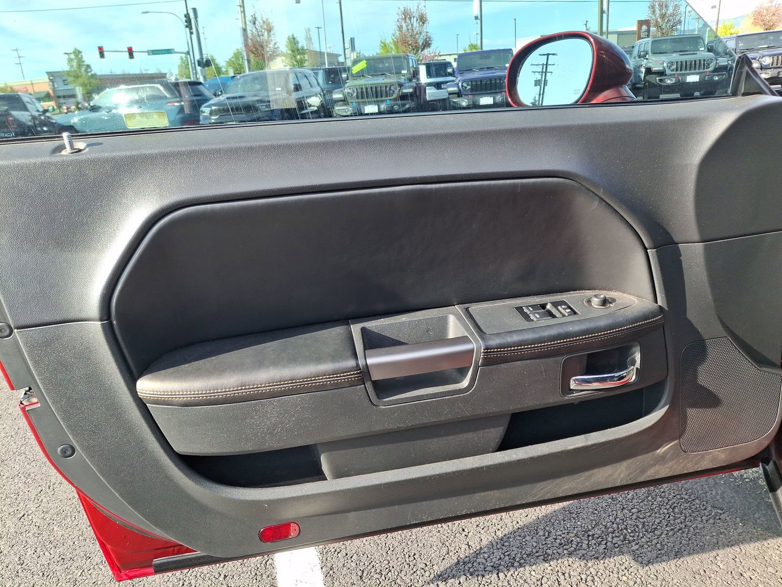 Used 2014 Dodge Challenger R/T RWD image 14