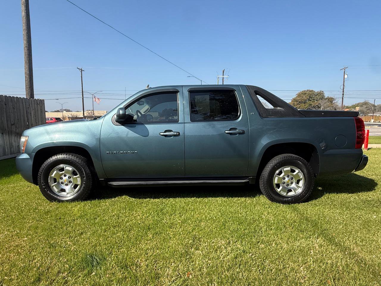 Used 2010 Chevrolet Avalanche LT RWD image 36