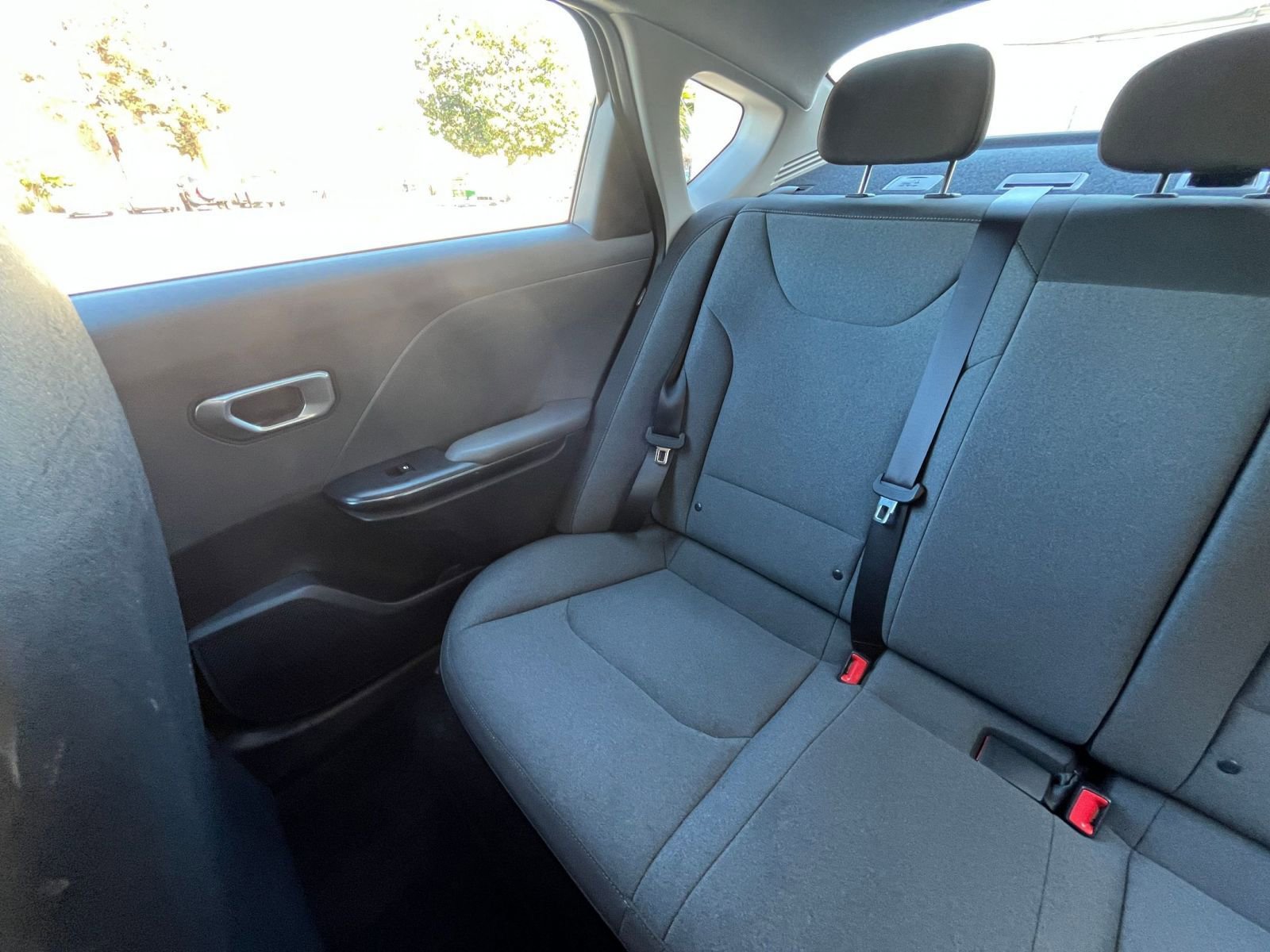 Used 2025 Kia K4 FWD image 38