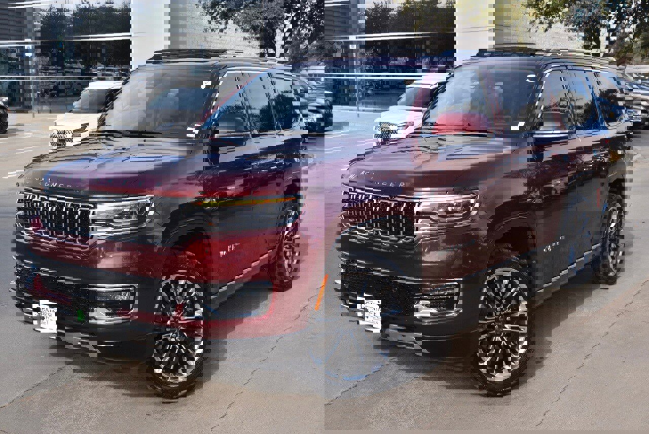 Used 2022 Jeep Wagoneer Series III w/ Premium Group I image 44