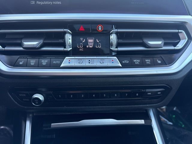 Used 2021 BMW 330i xDrive Sedan w/ Convenience Package image 16