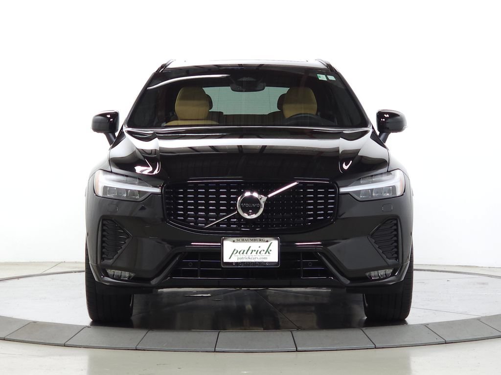 Used 2025 Volvo XC60 B5 Ultra w/ Protection Package Premier AWD/4WD image 2