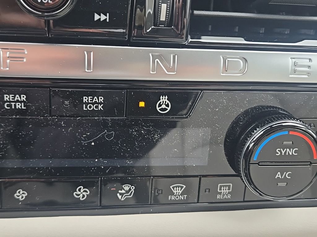 New 2026 Nissan Pathfinder SL image 22