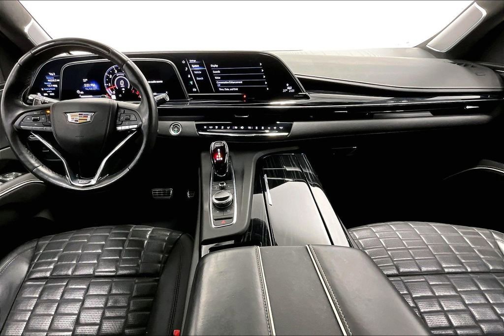 Used 2023 Cadillac Escalade ESV V image 18