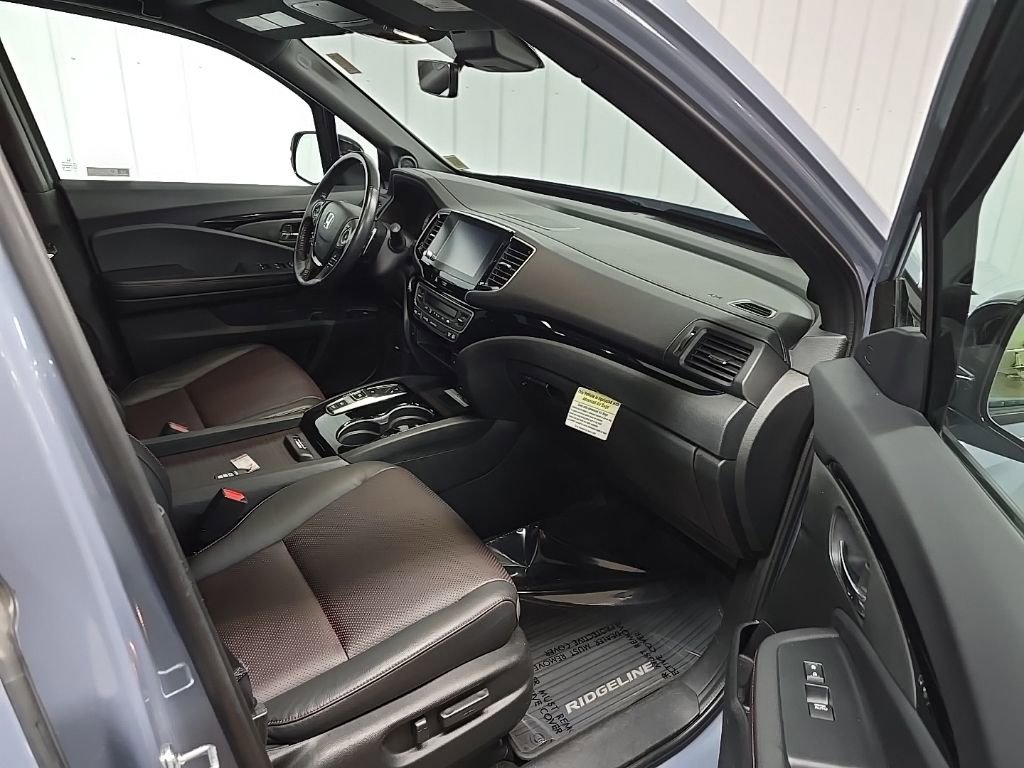 Used 2022 Honda Ridgeline Black Edition image 18
