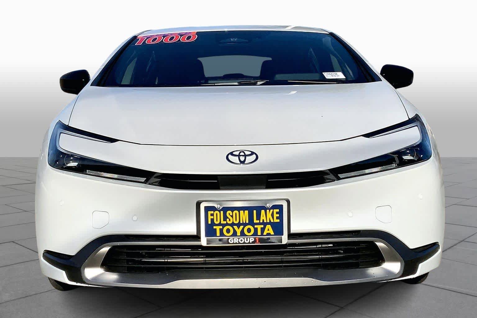 New 2026 Toyota Prius Plug-In Hybrid FWD image 3