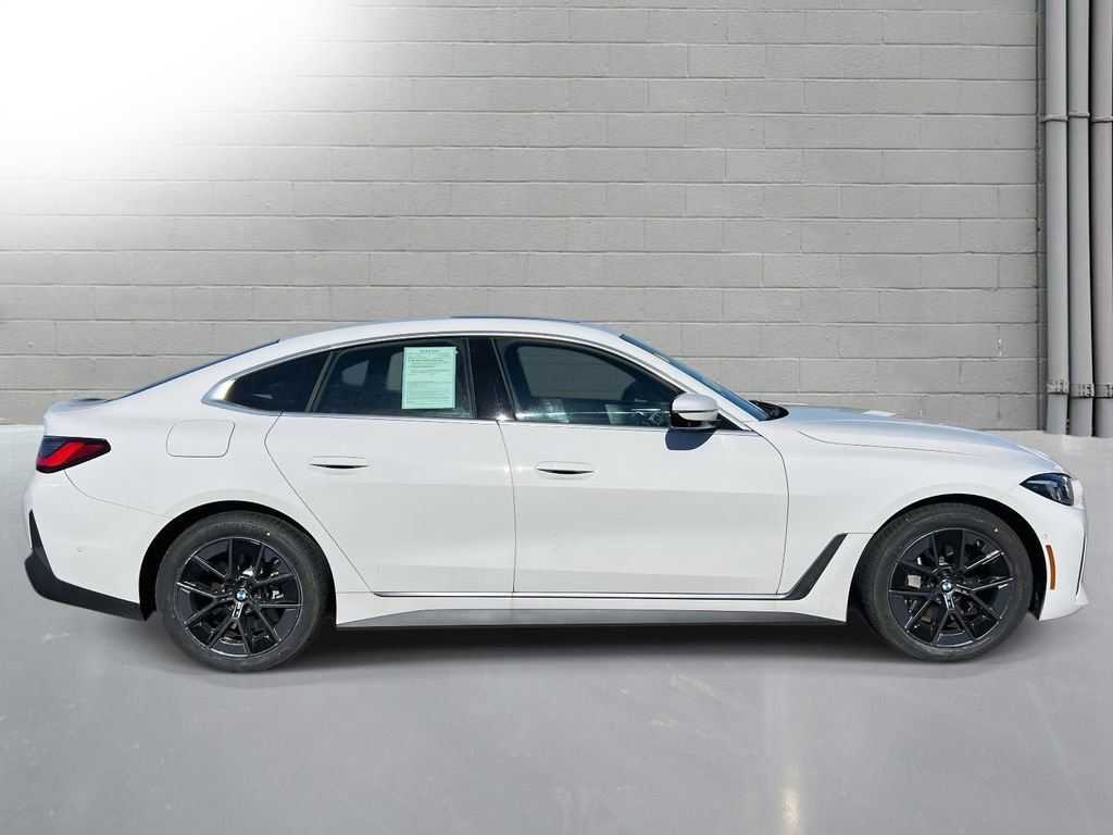 Used 2025 BMW i4 xDrive40i w/ Parking Assistance Package image 5