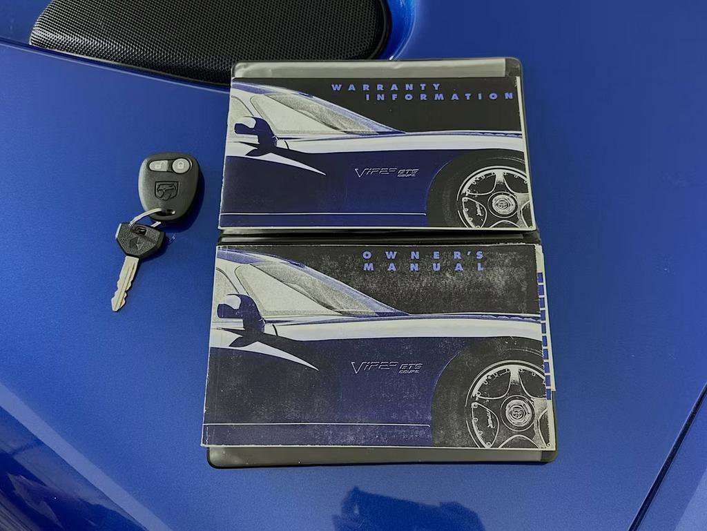 Used 1997 Dodge Viper GTS RWD image 26