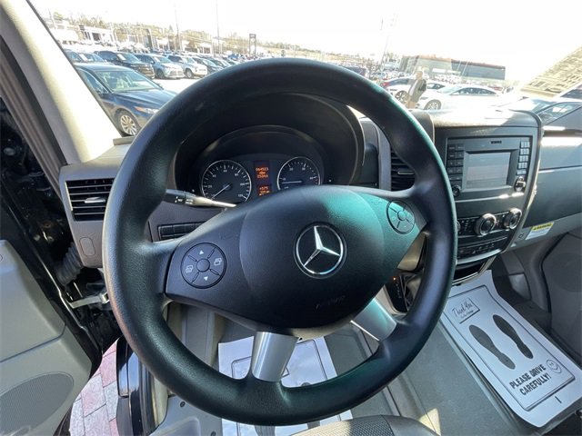 Used 2016 Mercedes-Benz Sprinter 2500 image 11