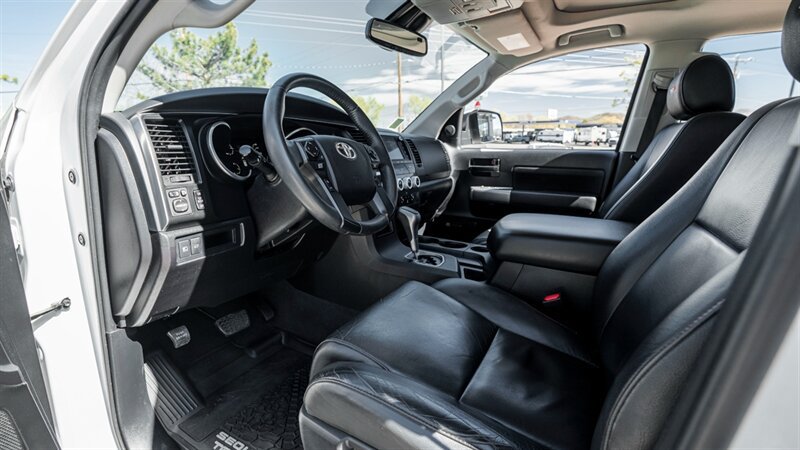 Used 2021 Toyota Sequoia TRD Pro AWD/4WD image 18