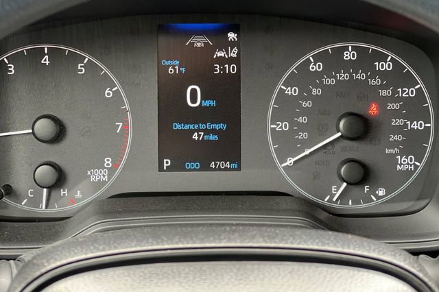 Used 2025 Toyota Corolla LE w/ LE Premium Package FWD image 32