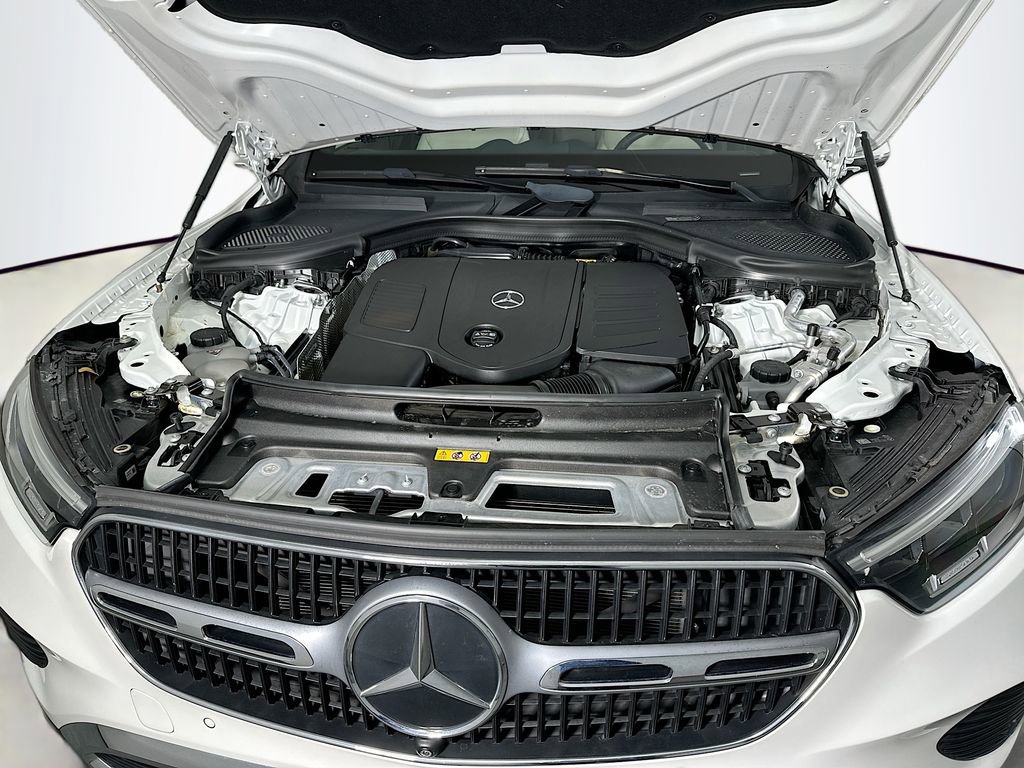 Used 2023 Mercedes-Benz GLC 300 4MATIC image 33