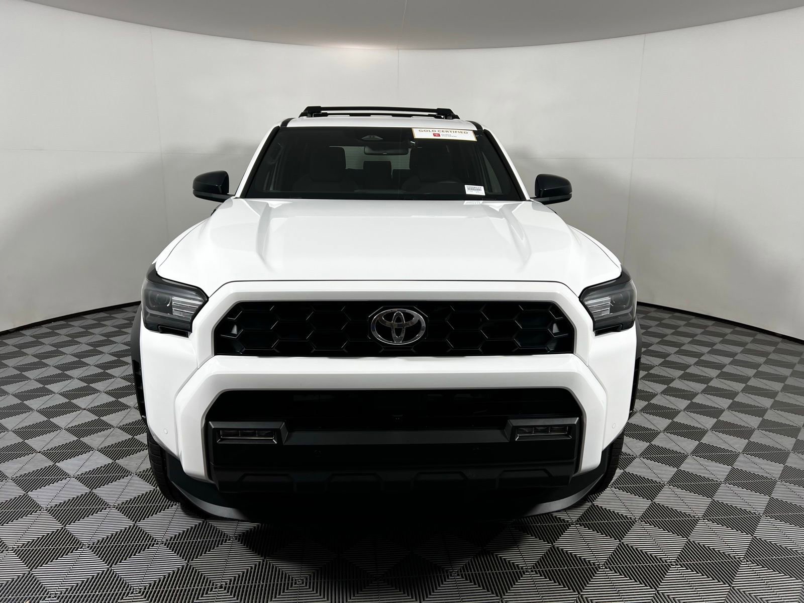Certified 2025 Toyota 4Runner TRD Off-Road image 2