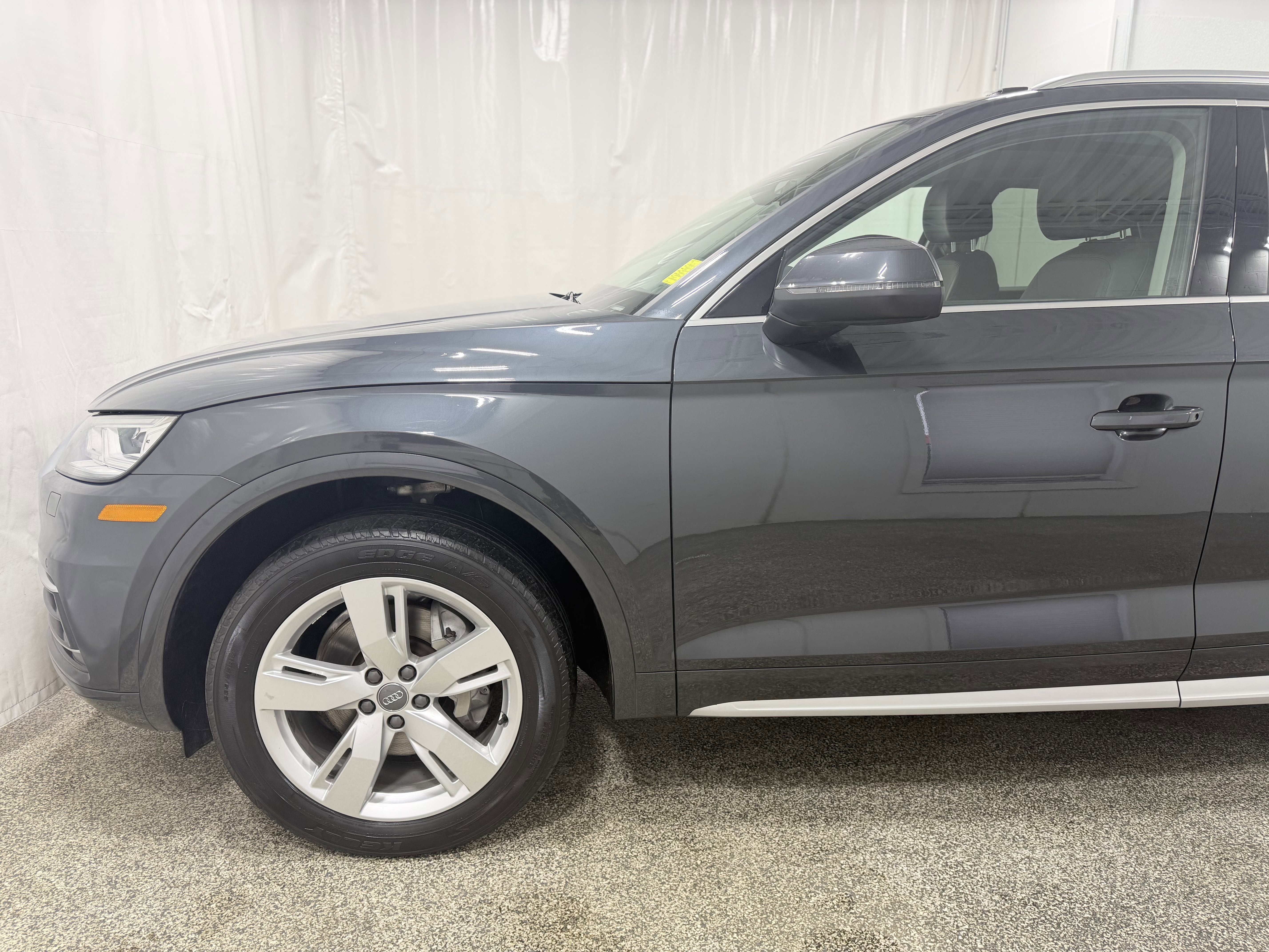 Used 2019 Audi Q5 2.0T Premium Plus w/ Premium Plus Package image 4