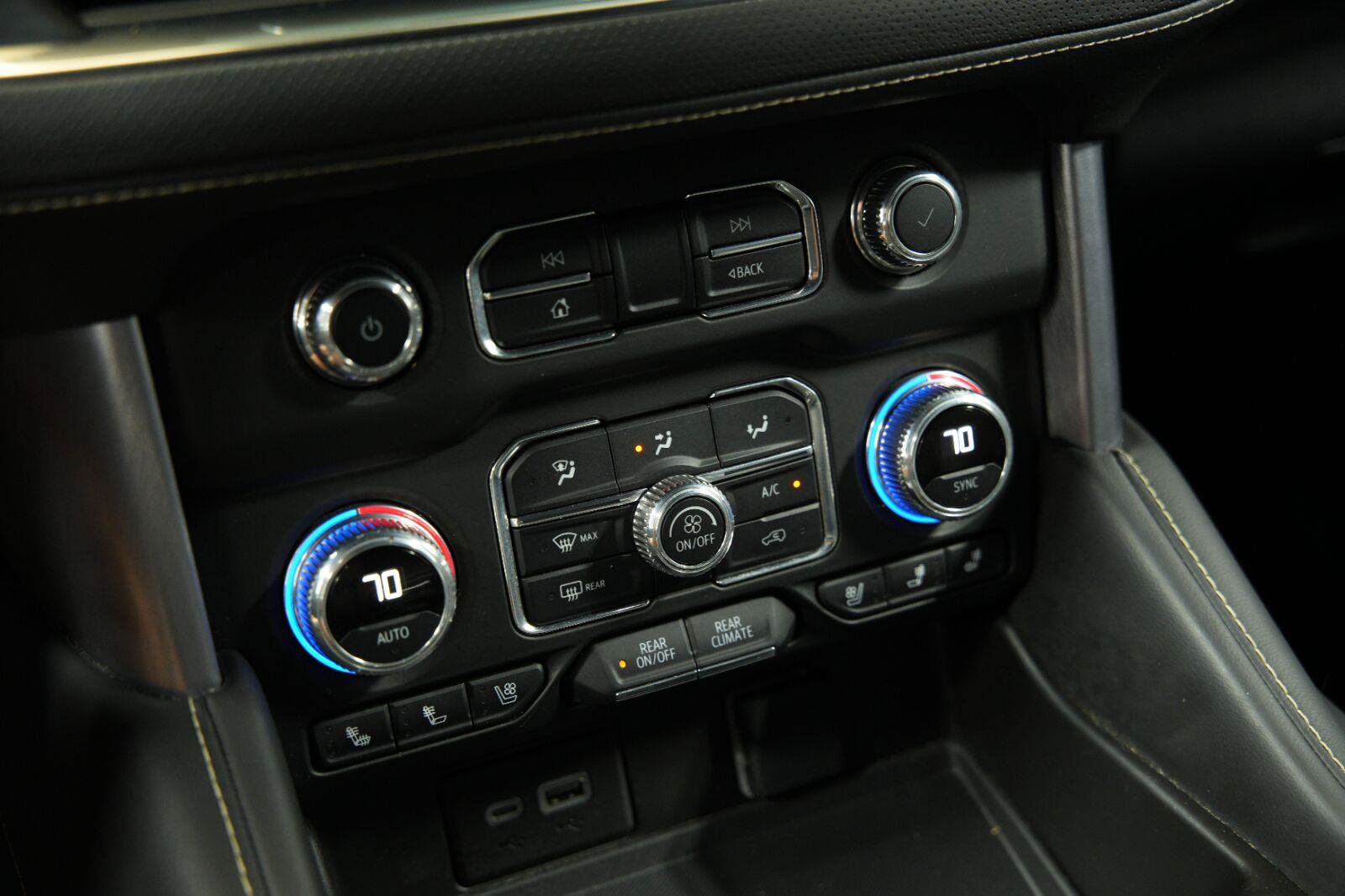 Certified 2024 GMC Yukon SLT AWD/4WD image 49